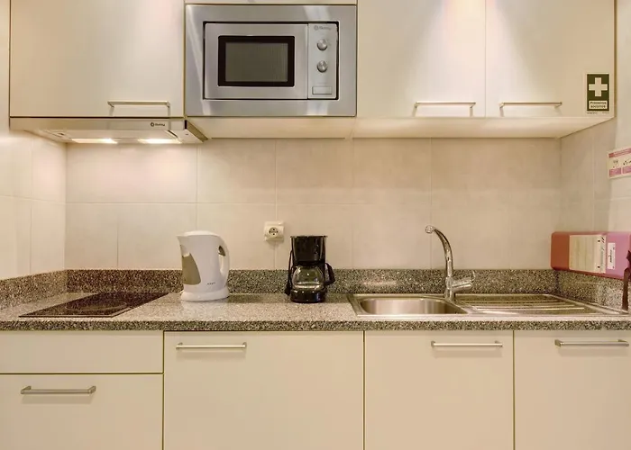 アパート Dfm Happy Days B - *